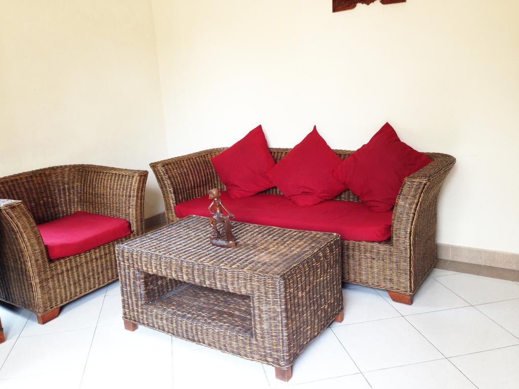 Ganggas Homestay Jimbaran  Luaran gambar