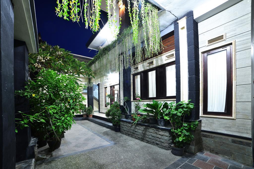 Ganggas Homestay Jimbaran  Luaran gambar