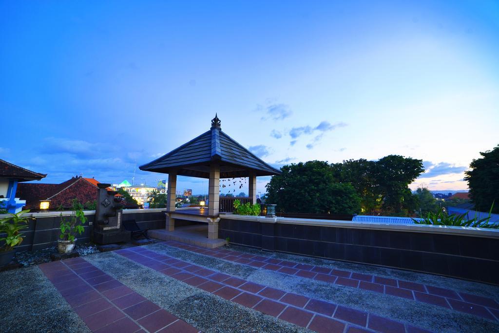 Ganggas Homestay Jimbaran  Luaran gambar